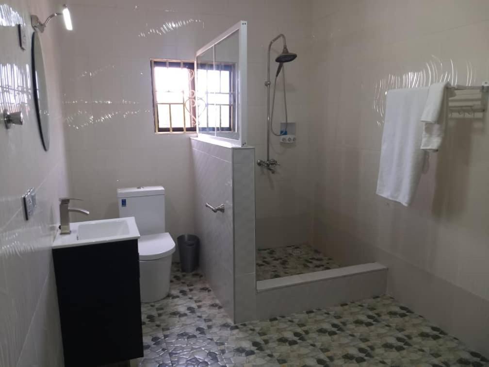 The Winford Boutique Hotel Achimota Taifa Phòng bức ảnh