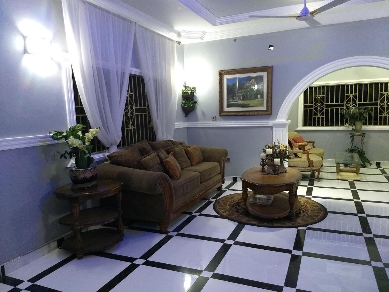 The Winford Boutique Hotel Achimota Taifa Ngoại thất bức ảnh