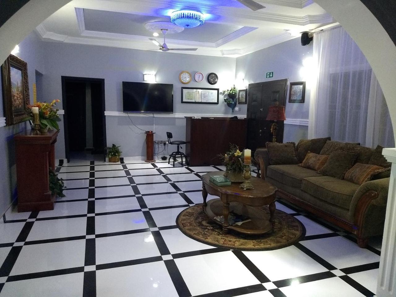 The Winford Boutique Hotel Achimota Taifa Ngoại thất bức ảnh