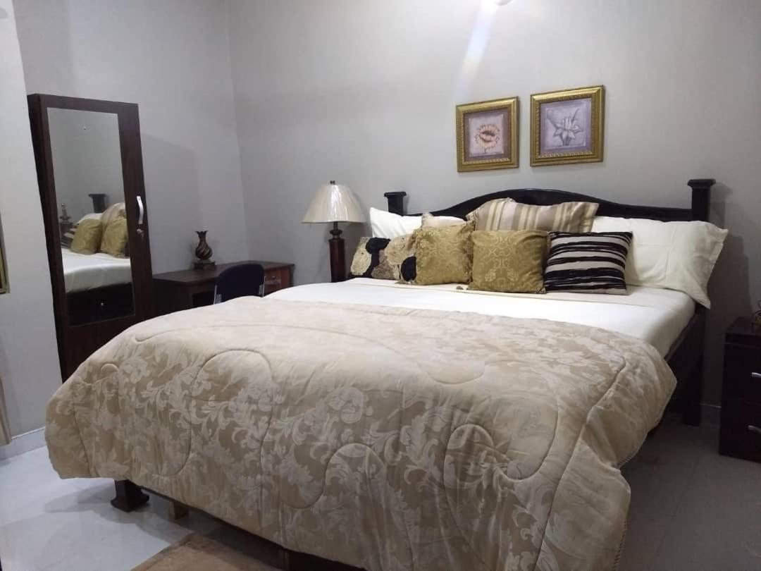 The Winford Boutique Hotel Achimota Taifa Ngoại thất bức ảnh