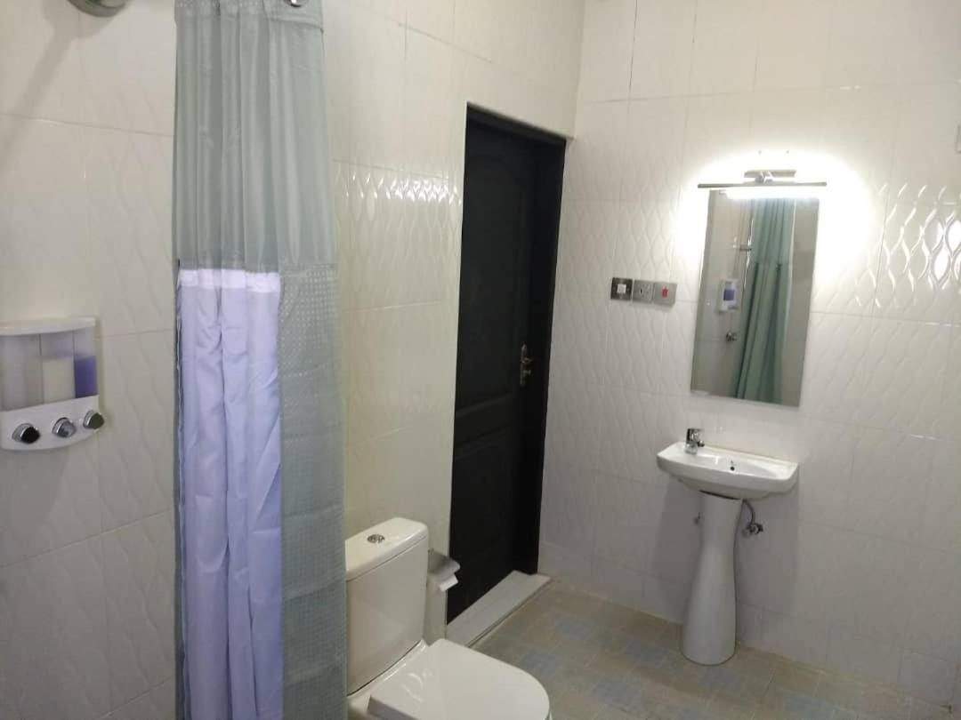The Winford Boutique Hotel Achimota Taifa Ngoại thất bức ảnh